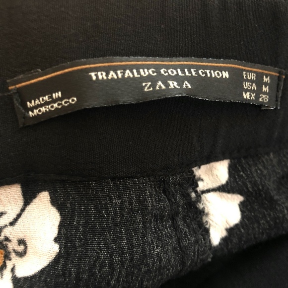 Highwaisted Flowy Sunflower Pants - Picture 3 of 5